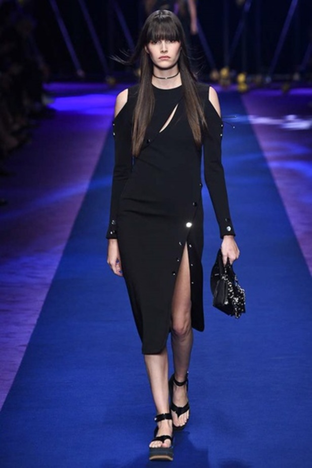 مجموعة "فيرساتشي" لموسم ربيع وصيف 2017