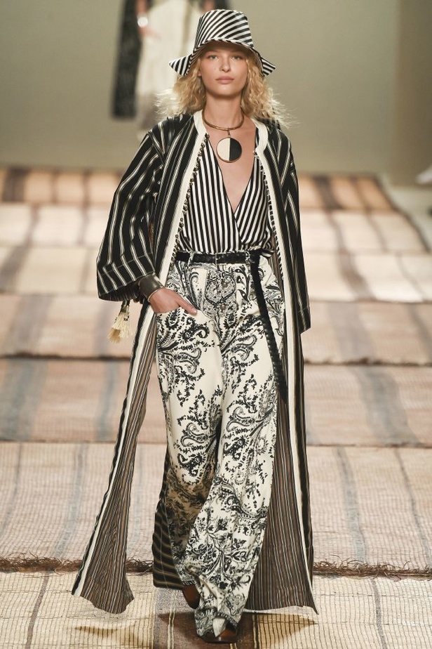 مجموعة Etro لربيع وصيف 2017...