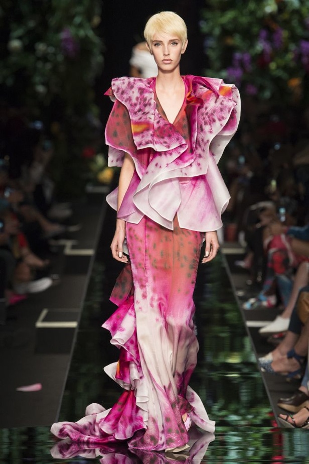 مجموعة Moschino لربيع وصيف 2018