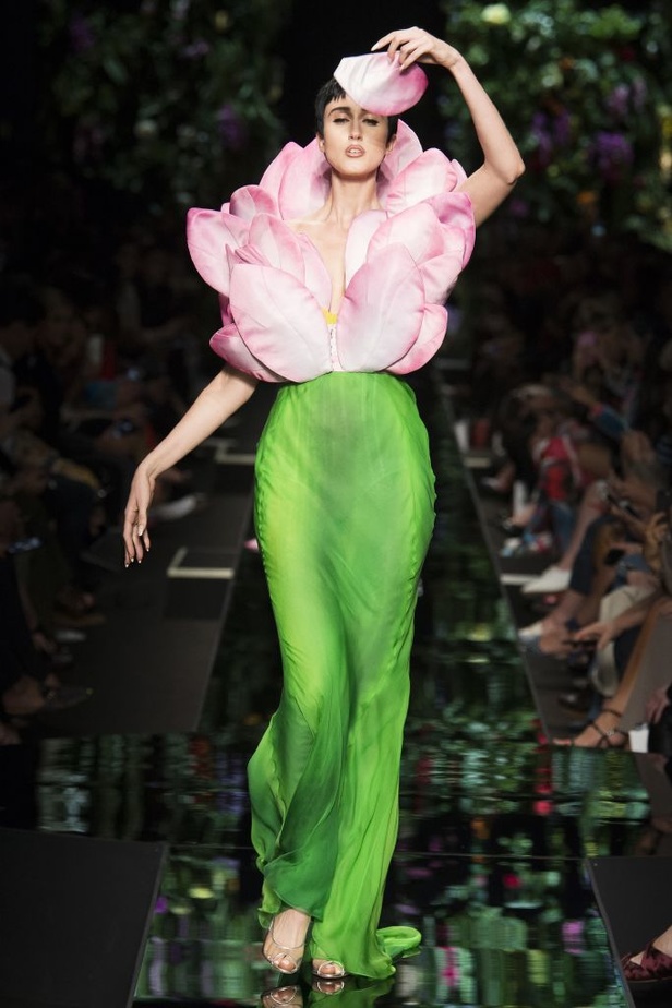 مجموعة Moschino لربيع وصيف 2018