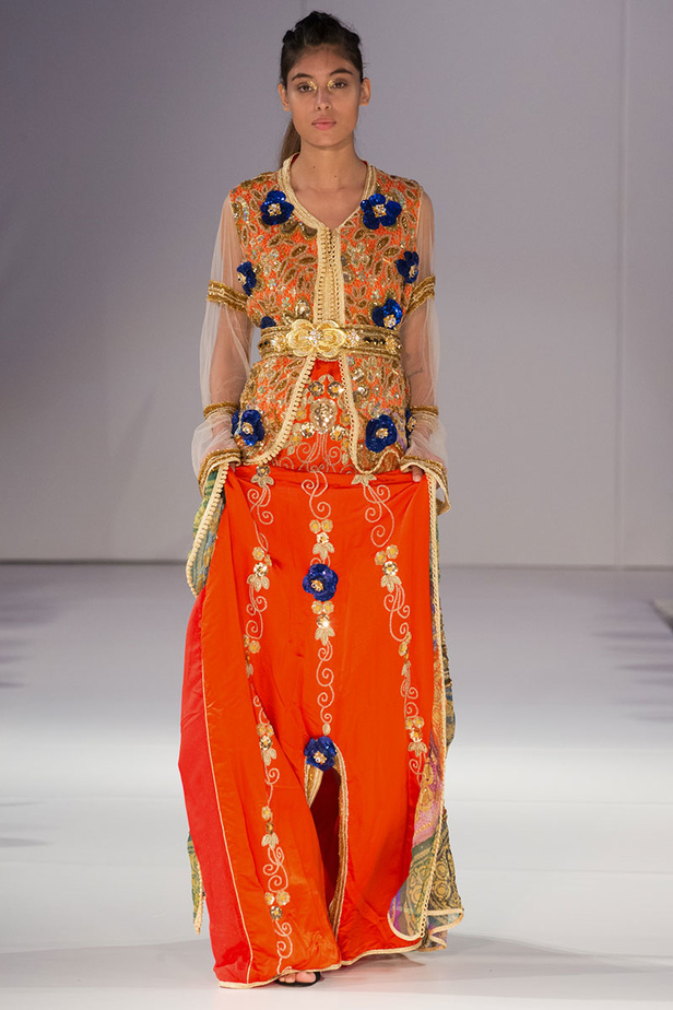 موديلات قفطان مغربي من اسبوع الموضة في لندن