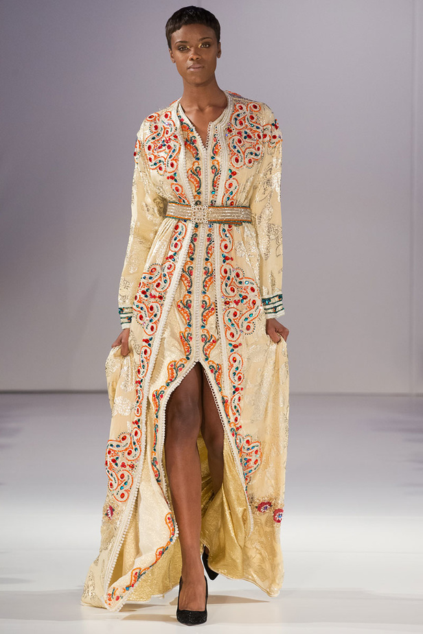 موديلات قفطان مغربي من اسبوع الموضة في لندن