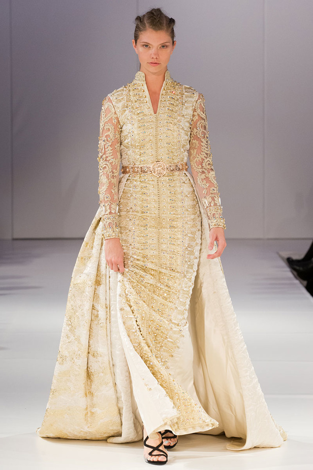 موديلات قفطان مغربي من اسبوع الموضة في لندن