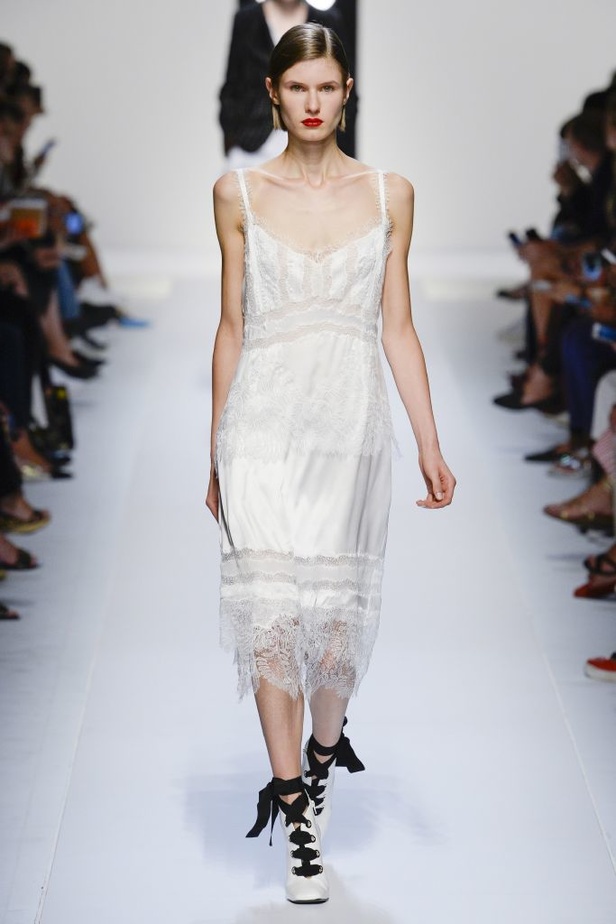 مجموعة ارمانو سيرفينو لربيع و صيف 2018