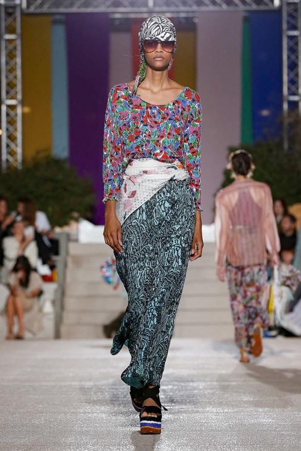 اسبوع الموضة في ميلان 2019 عرض أزياء MISSONI لربيع وصيف 2020