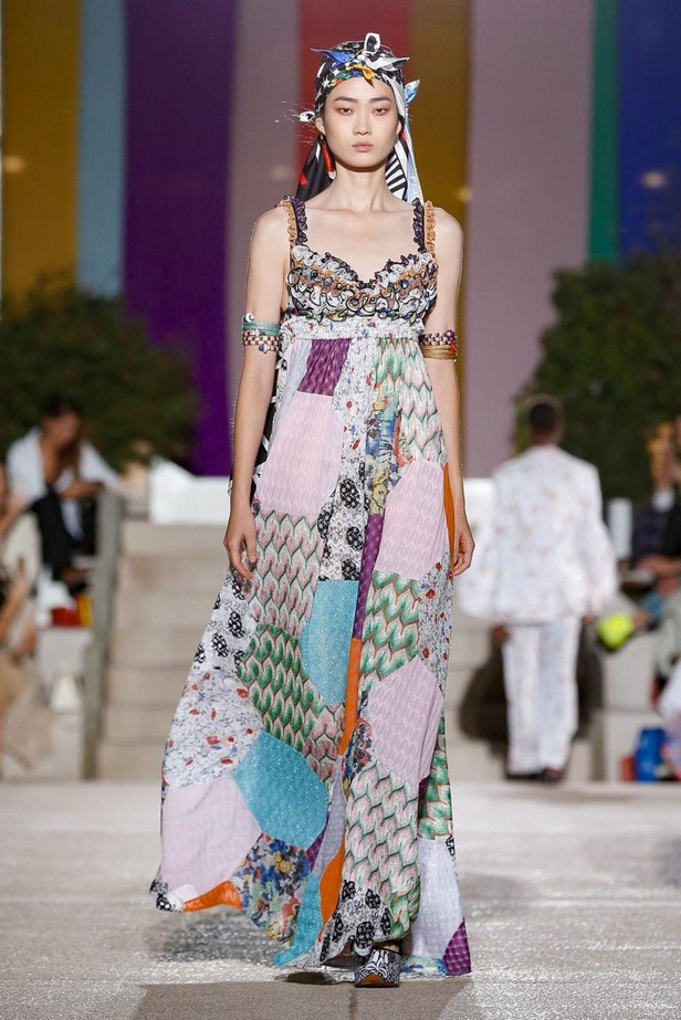 اسبوع الموضة في ميلان 2019 عرض أزياء MISSONI لربيع وصيف 2020