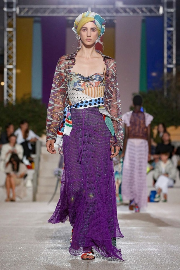 اسبوع الموضة في ميلان 2019 عرض أزياء MISSONI لربيع وصيف 2020