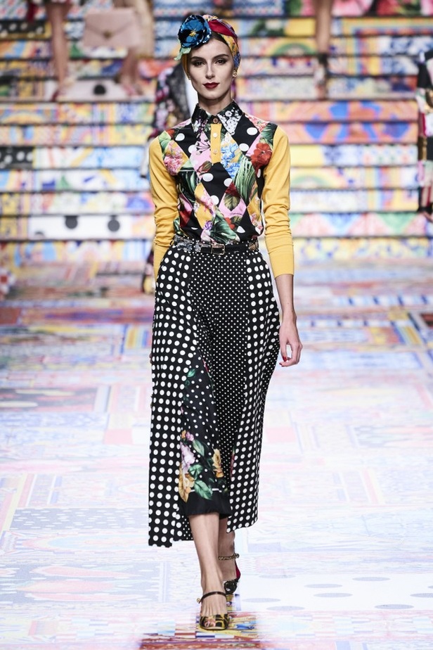عرض ازياء dolce & gabbana لربيع وصيف 2021 ضمن أسبوع الموضة في ميلانو