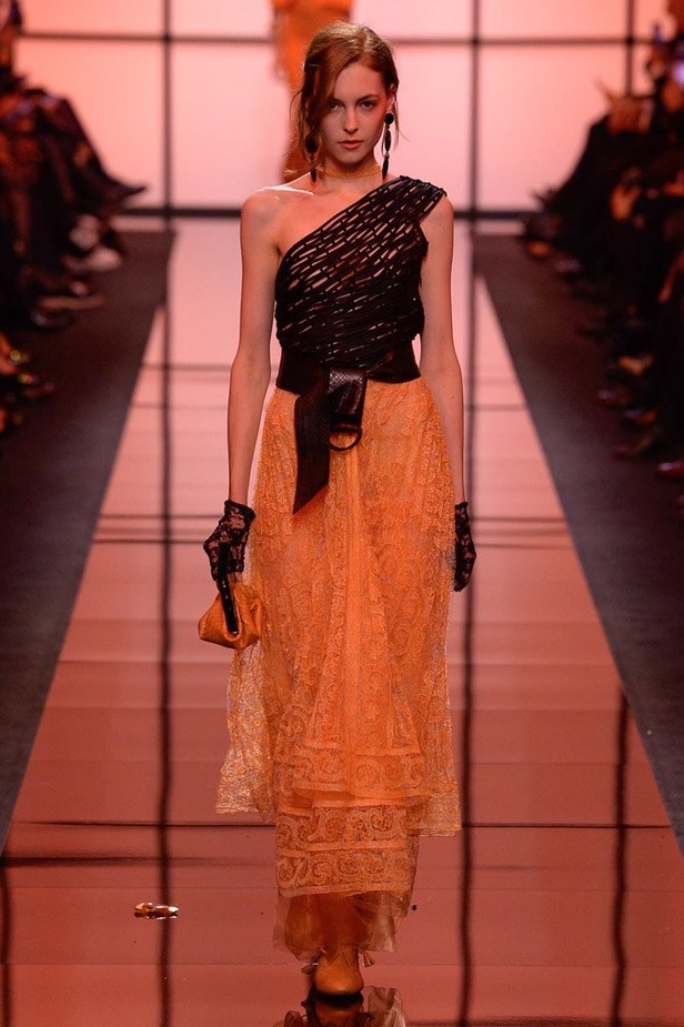 مجموعة أرماني بريفيه للأزياء الراقية لربيع و صيف 2017