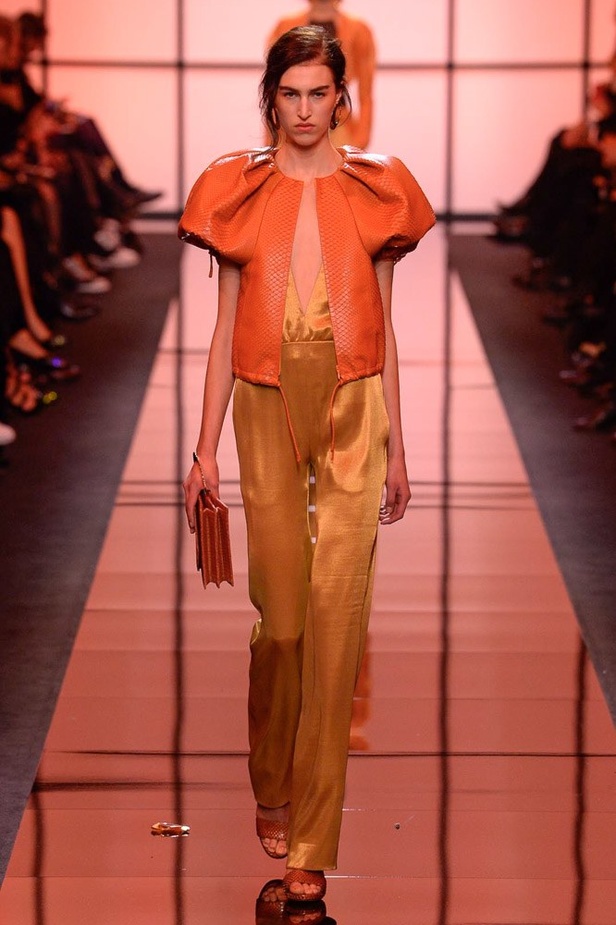 مجموعة أرماني بريفيه للأزياء الراقية لربيع و صيف 2017