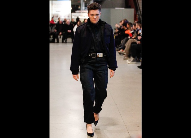 رسالة مبتكرة في مجموعة Vetements الجديدة !