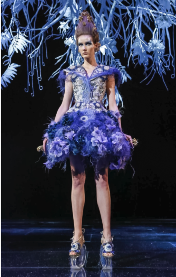 مجموعة Guo Pei للأزياء الفاخرة لربيع ٢٠١٨ !