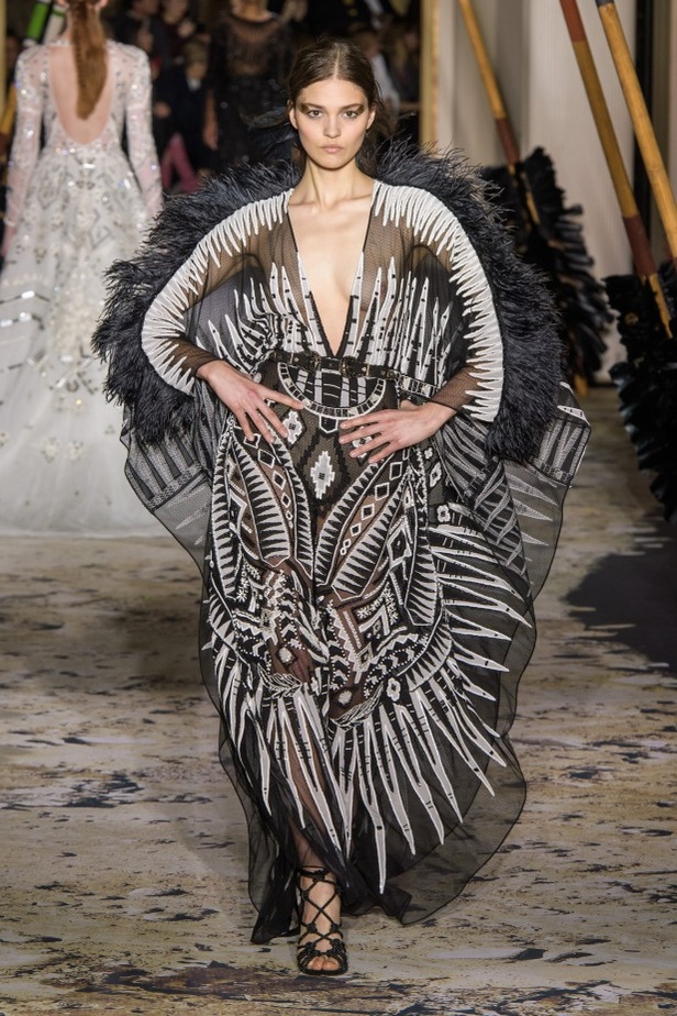 عرض ازياء زهير مراد هوت كوتور ربيع 2018