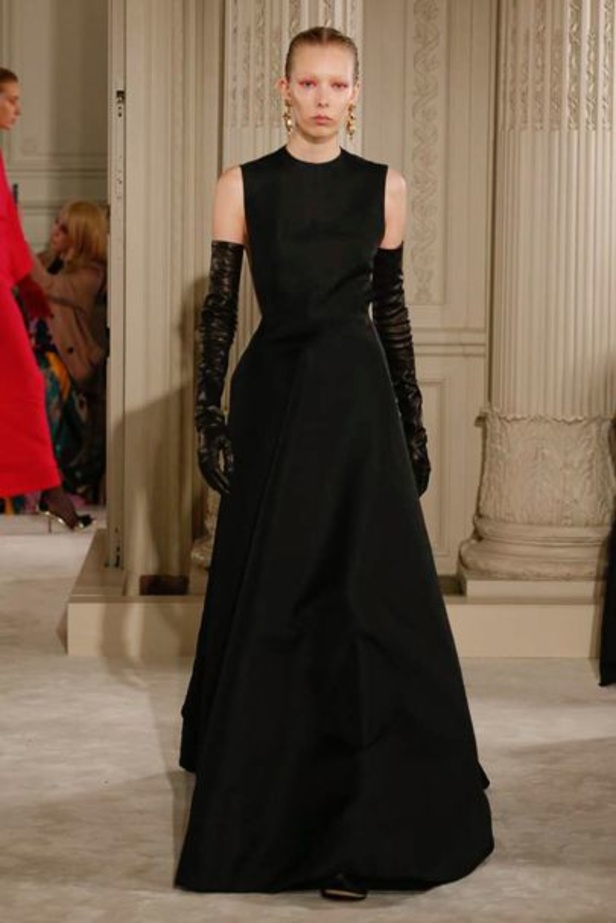 مجموعة فالنتينو للهوت كوتور لموسم ربيع وصيف 2018