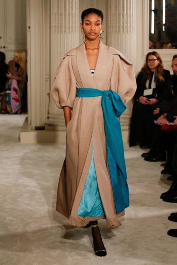 مجموعة فالنتينو للهوت كوتور لموسم ربيع وصيف 2018