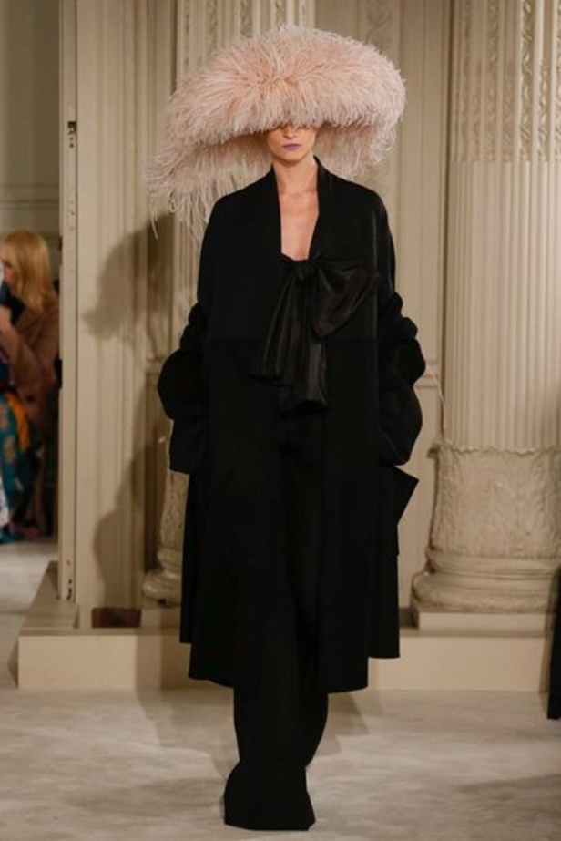 مجموعة فالنتينو للهوت كوتور لموسم ربيع وصيف 2018