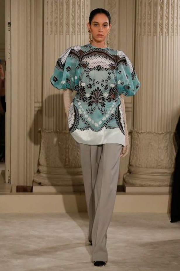 مجموعة فالنتينو للهوت كوتور لموسم ربيع وصيف 2018