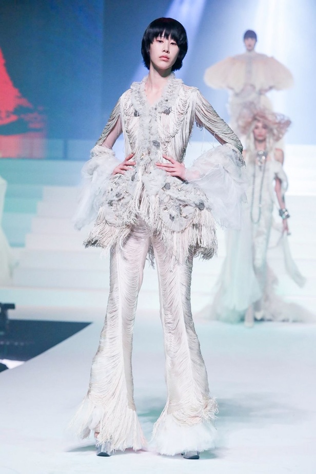 عرض أزياء Jean Paul Gaultier جان بول غوتييه لـ haute couture لربيع وصيف 2020