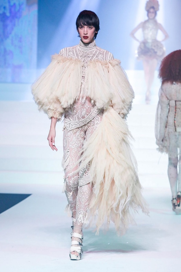 عرض أزياء Jean Paul Gaultier جان بول غوتييه لـ haute couture لربيع وصيف 2020