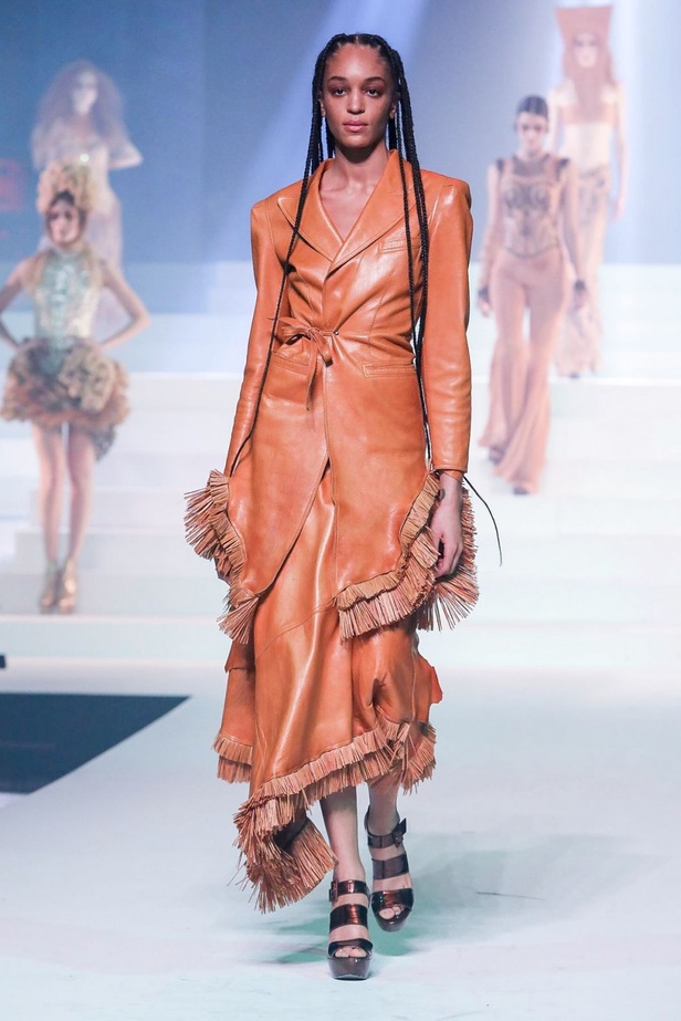 عرض أزياء Jean Paul Gaultier جان بول غوتييه لـ haute couture لربيع وصيف 2020