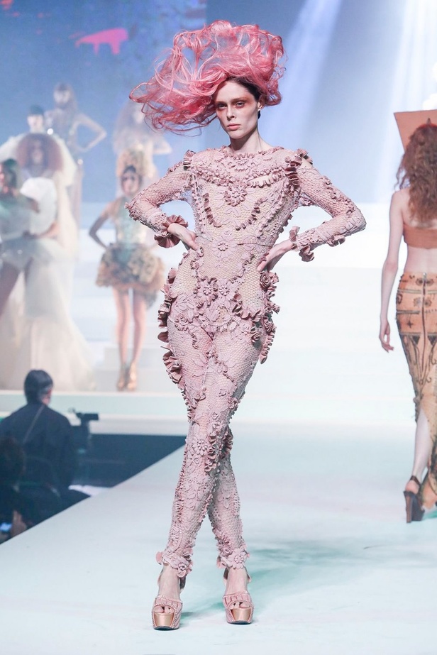 عرض أزياء Jean Paul Gaultier جان بول غوتييه لـ haute couture لربيع وصيف 2020