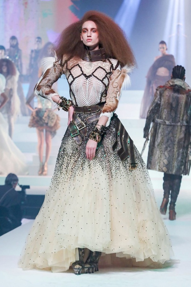 عرض أزياء Jean Paul Gaultier جان بول غوتييه لـ haute couture لربيع وصيف 2020