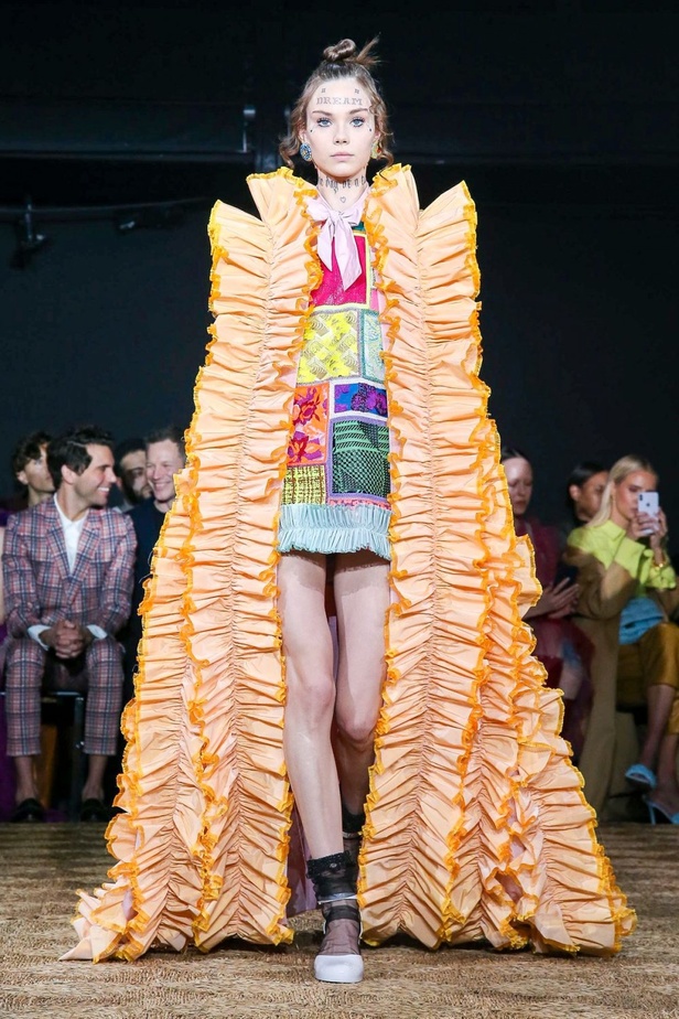 مجموعة Viktor&Rolf لـ haute couture ربيع وصيف 2020