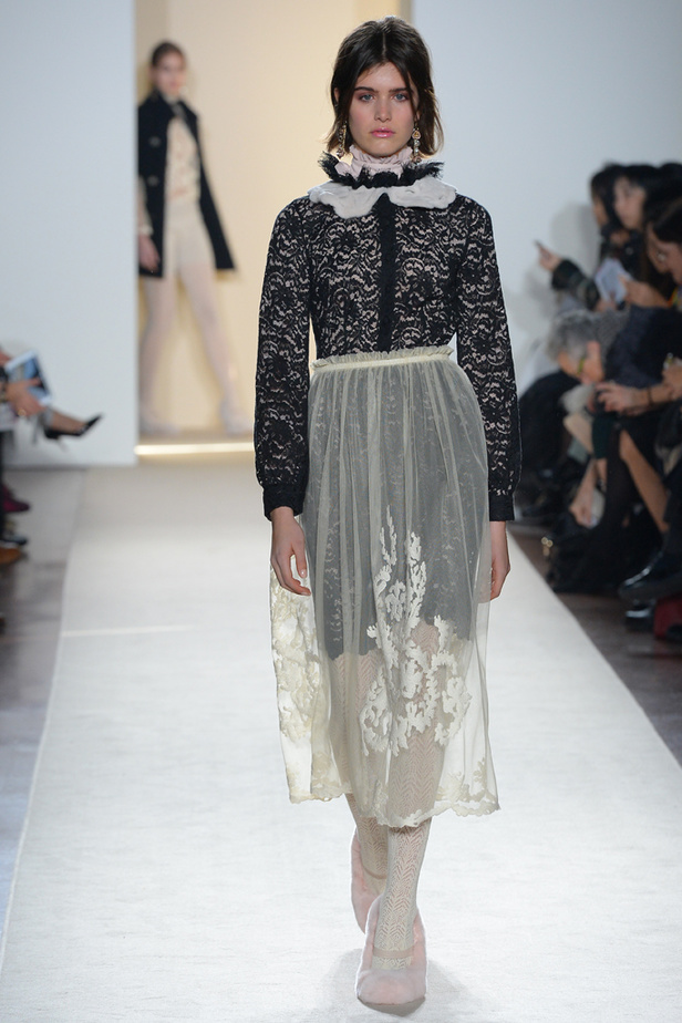 عرض بلوغيرل لخريف وشتاء 2016-2017