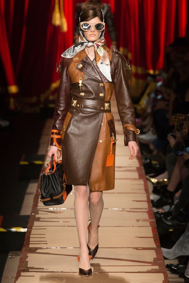 مجموعة "موسكينو" لموسم خريف وشتاء 2017-2018