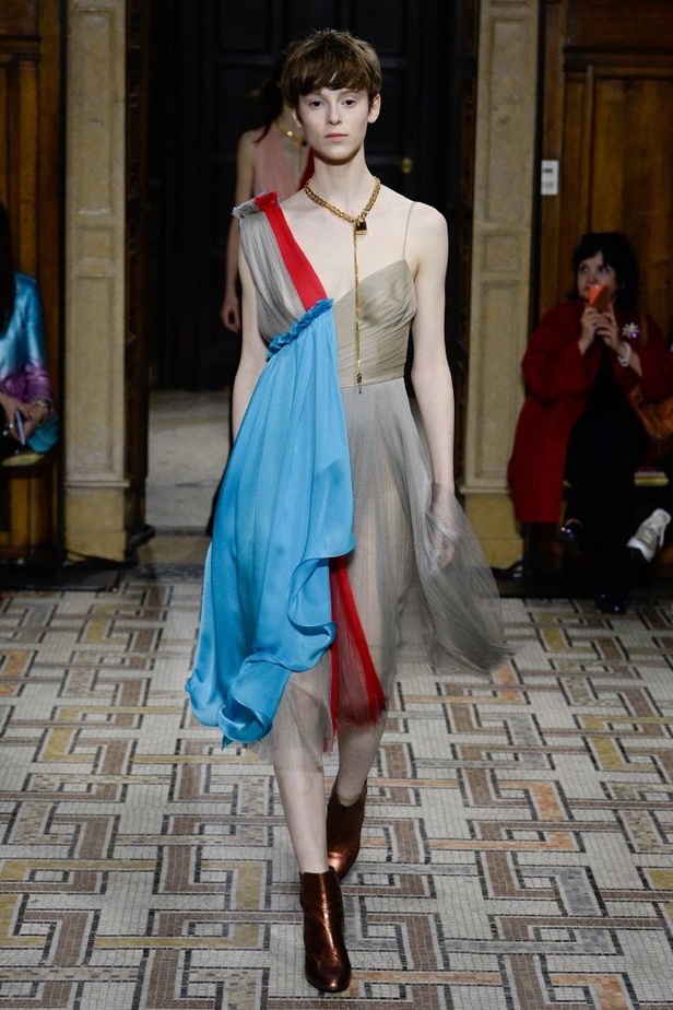 مجموعة فيونيت للألبسة الجاهزة لخريف و شتاء 2017