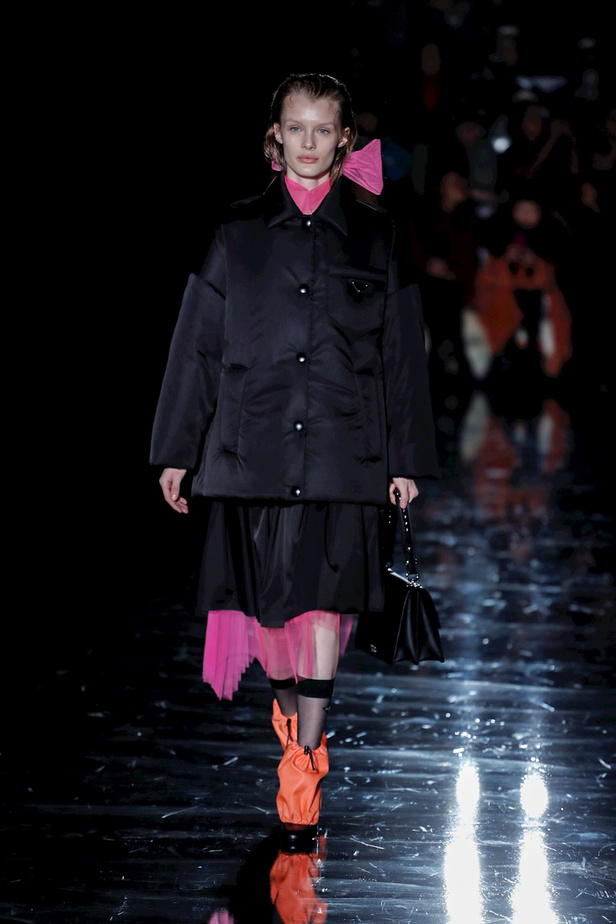 عرض ازياء برادا لخريف وشتاء 2018