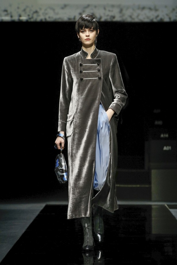 مجموعة جورجيو أرماني خريف وشتاء 2020-2021 من ميلانو