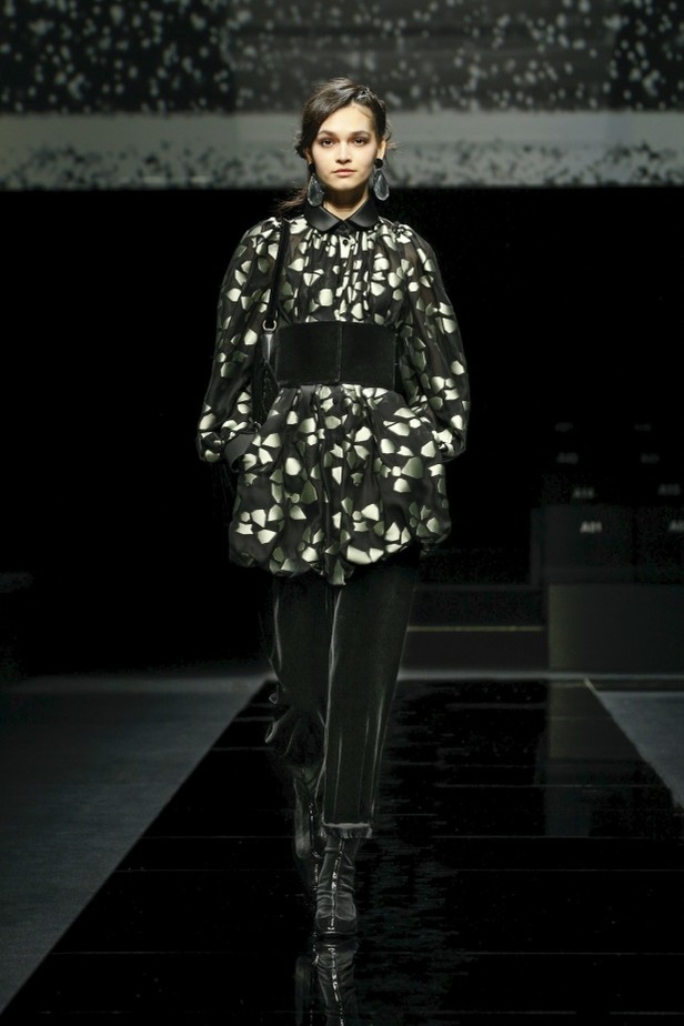 مجموعة جورجيو أرماني خريف وشتاء 2020-2021 من ميلانو