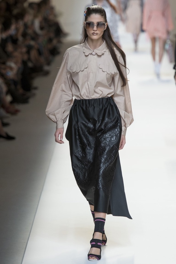 مجموعة فندي لموسم ربيع وصيف 2017