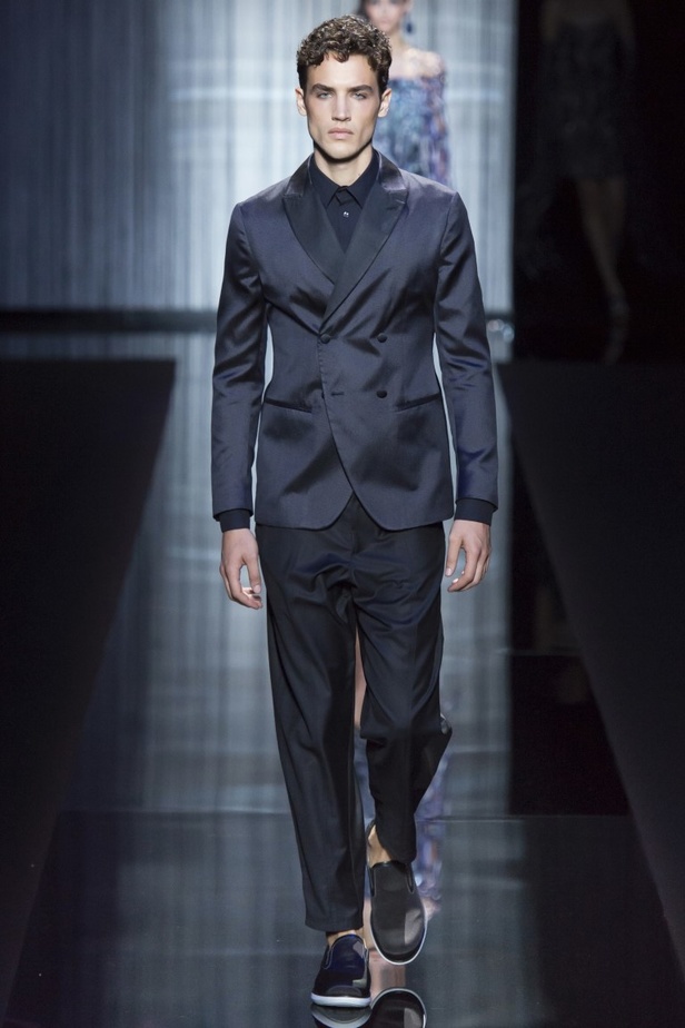 مجموعة جورجيو ارماني لموسم ربيع وصيف 2017