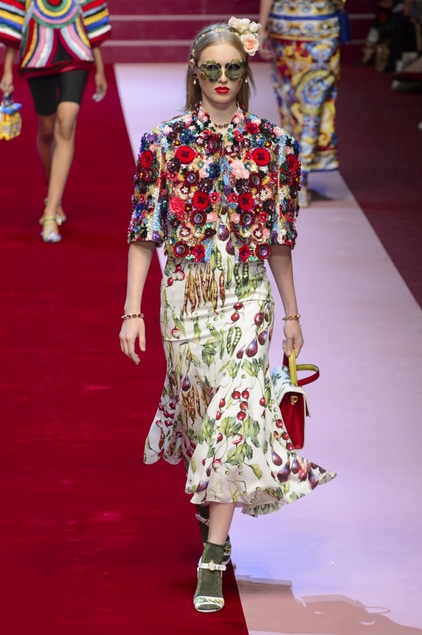 Dolce & Gabbana تجسّد الحبّ والجمّال في مجموعتها لربيع وصيف 2018 