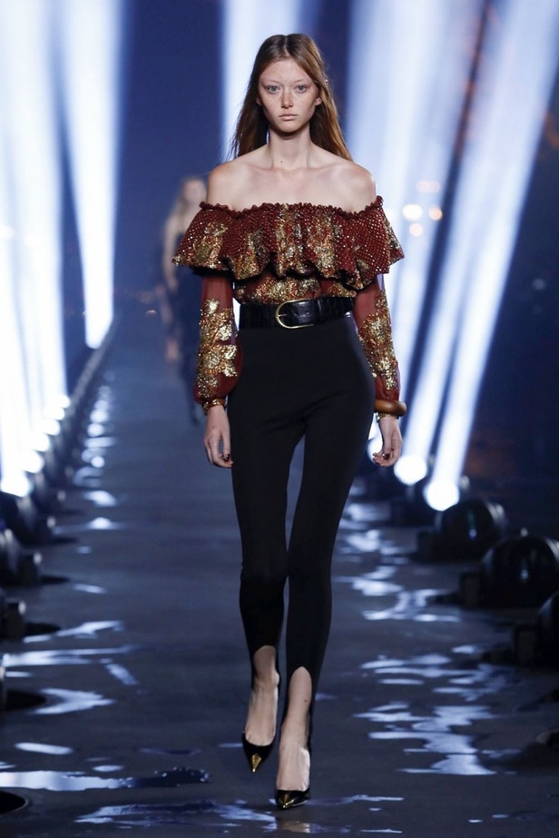 اسبوع الموضة في باريس 2019 مجموعة SAINT LAURENT لربيع وصيف 2020