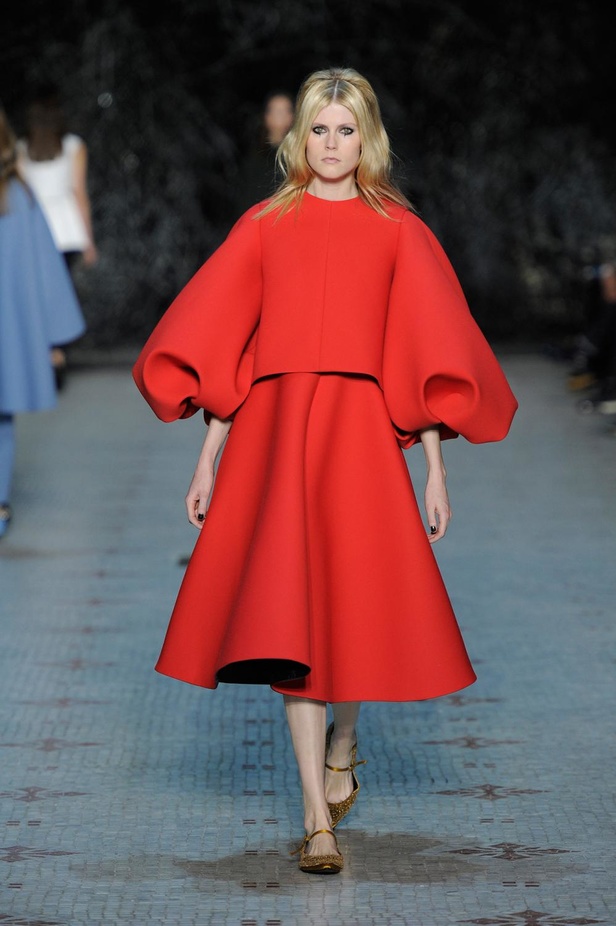 عرض Dice Kayek للأزياء الفاخرة لربيع وصيف 2016