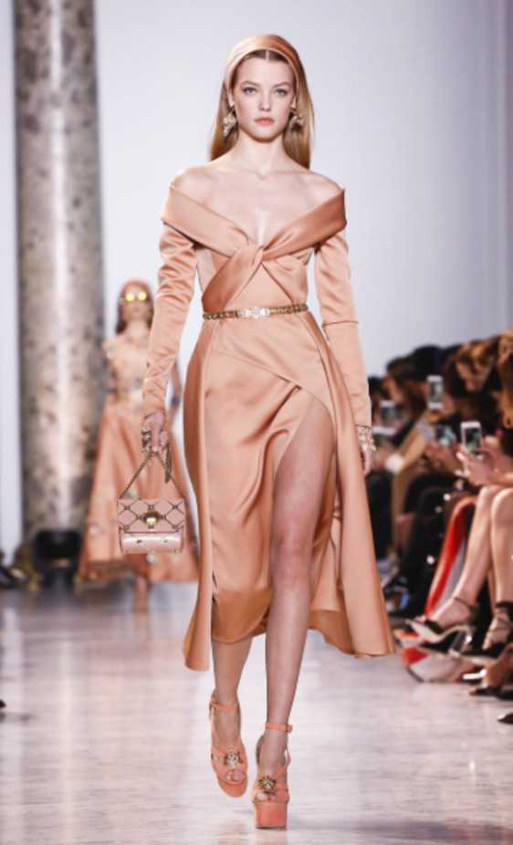  مجموعة ايلي صعب للأزياء الفاخرة لربيع وصيف 2017