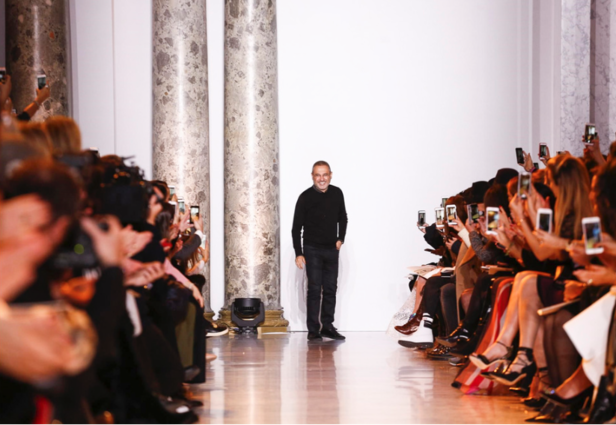  مجموعة ايلي صعب للأزياء الفاخرة لربيع وصيف 2017