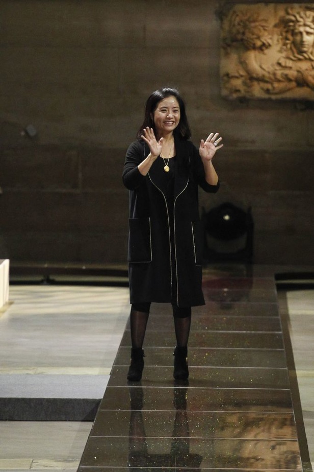 مجموعة  Guo Pei للأزياء الفاخرة لربيع وصيف 2017!