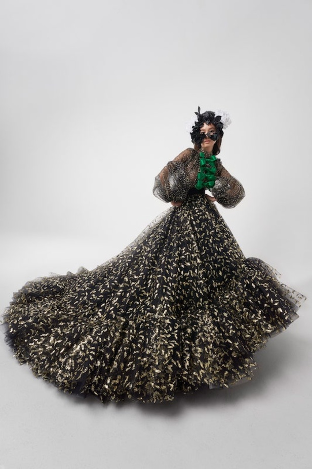 مجموعة جيامباتيستا فالي للهوت كوتور لربيع وصيف 2021 