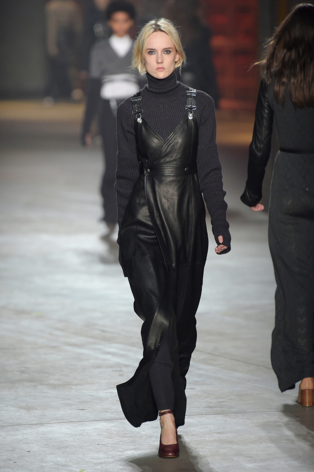 عرض أزياء ديزل بلاك غولد لموسم خريف وشتاء 2017‏