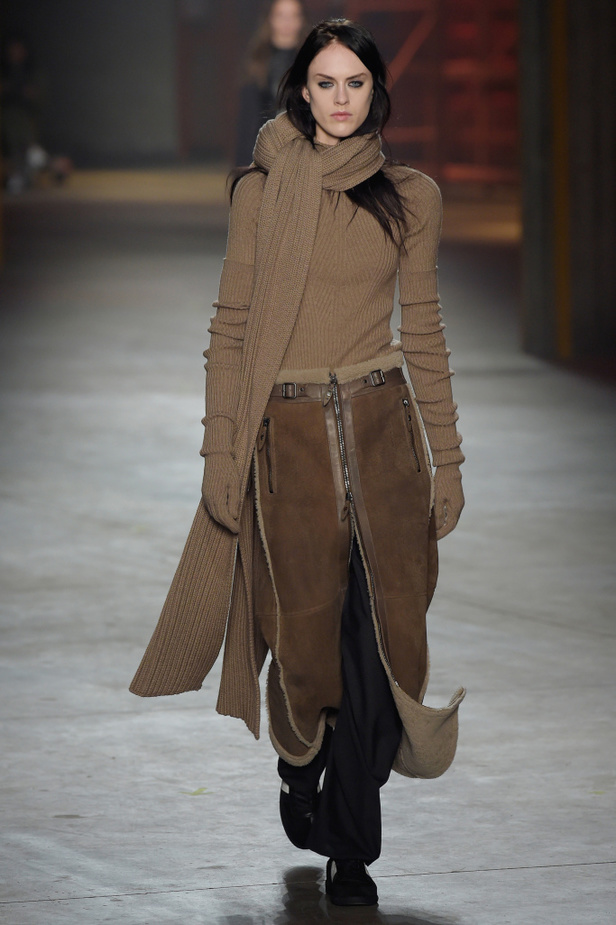 عرض أزياء ديزل بلاك غولد لموسم خريف وشتاء 2017‏