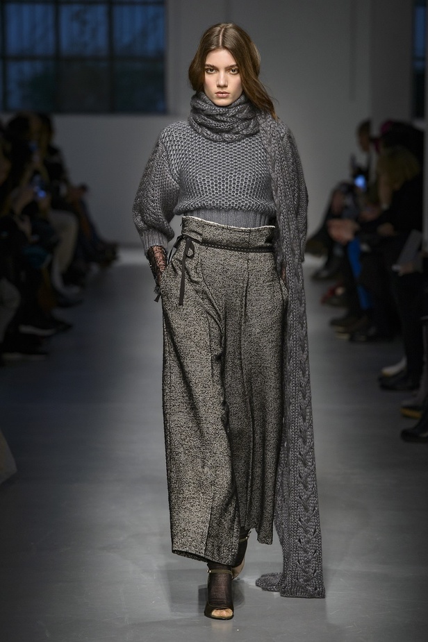 مجموعة Les Copains الأنيقة لخريف وشتاء 2017