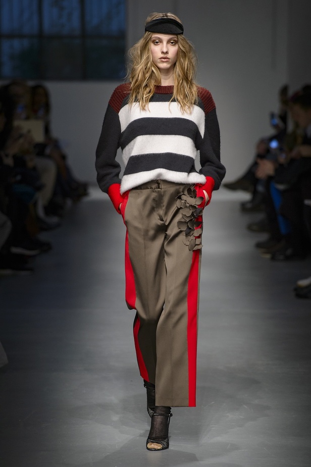 مجموعة Les Copains الأنيقة لخريف وشتاء 2017