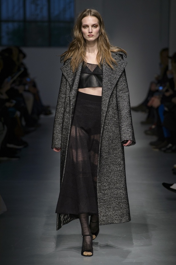 مجموعة Les Copains الأنيقة لخريف وشتاء 2017