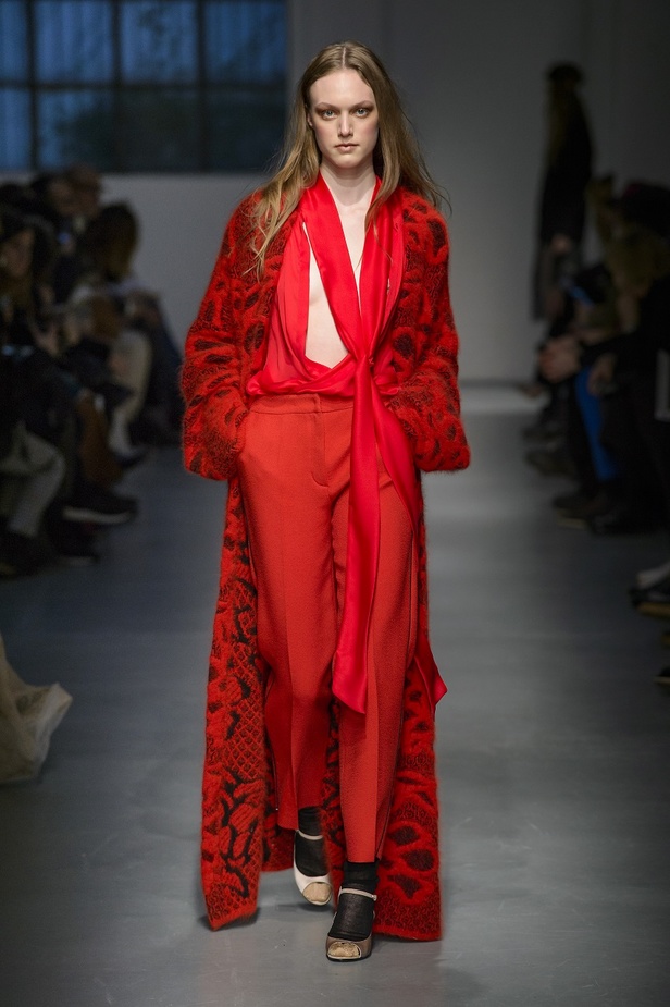 مجموعة Les Copains الأنيقة لخريف وشتاء 2017