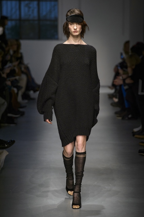 مجموعة Les Copains الأنيقة لخريف وشتاء 2017