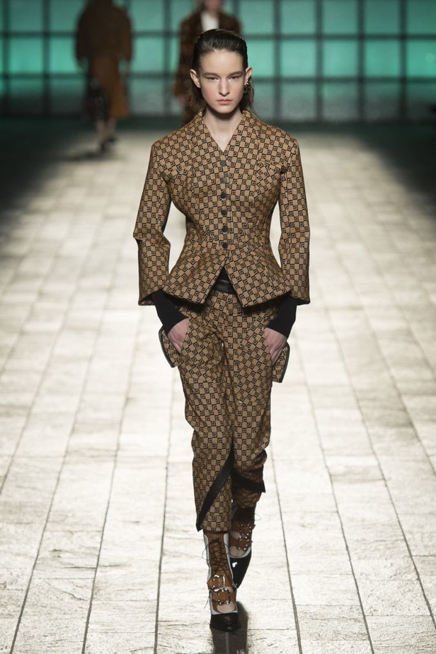 مجموعة Mary Katrantzou لخريف 2018